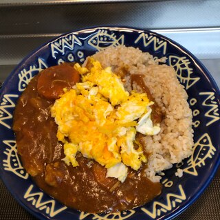 バター香る♪レトルトカレーdeエッグカレー^_^